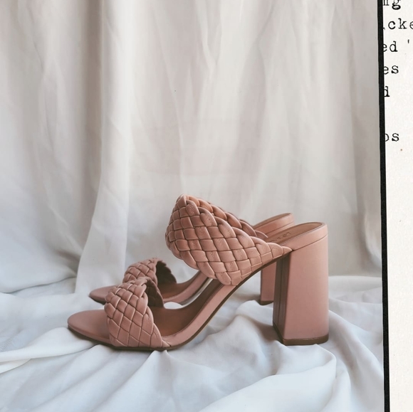 Shoes - 🆕️Catalina Sunset Collection//Blush braided heels